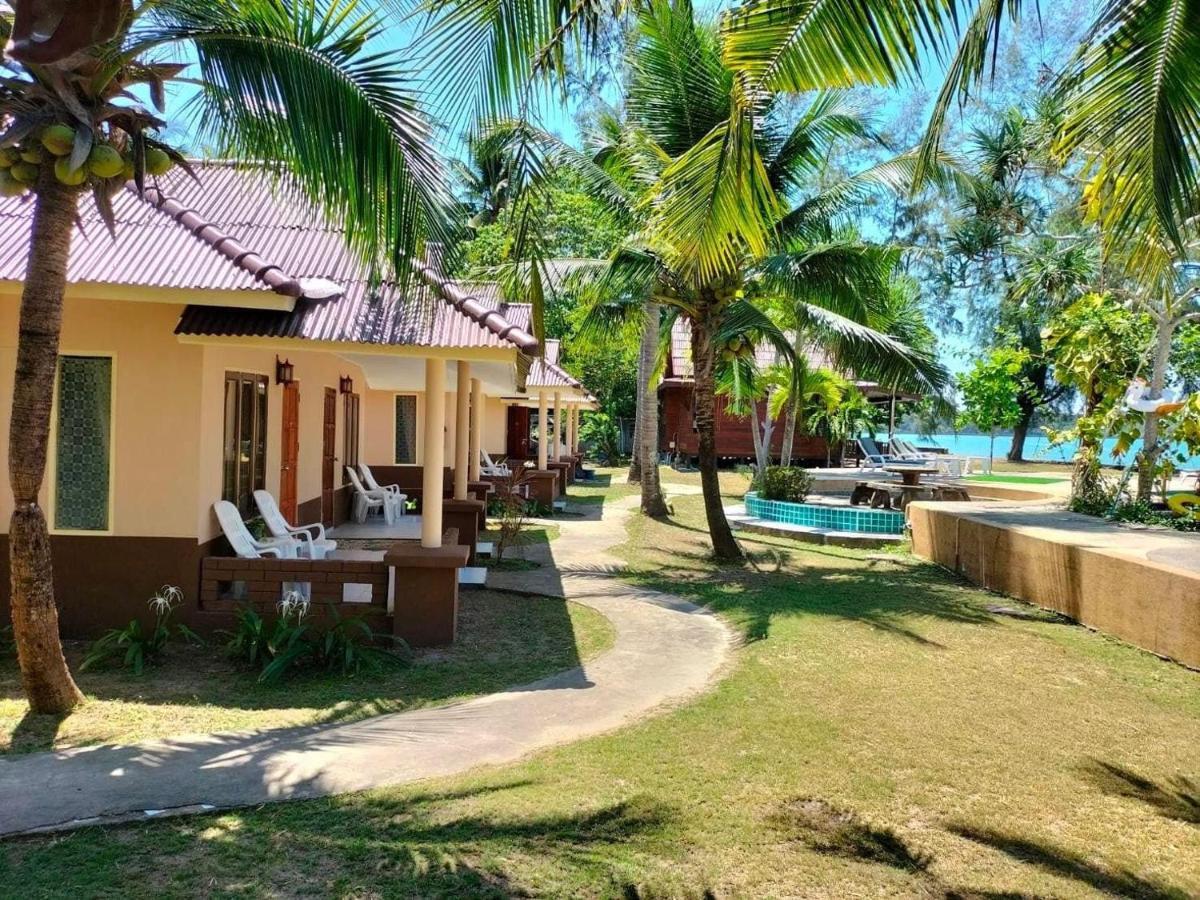 Salatan Resort Koh Lanta Exterior photo