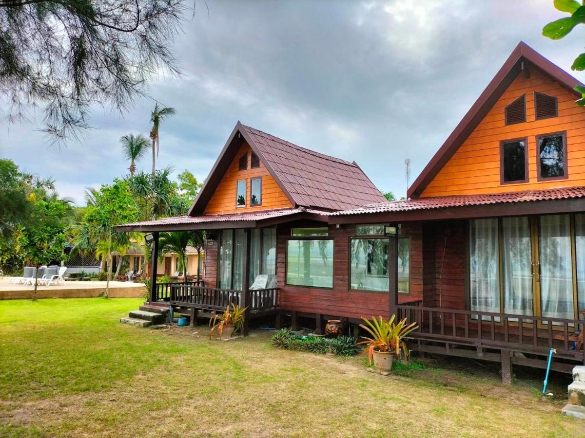 Salatan Resort Koh Lanta Exterior photo