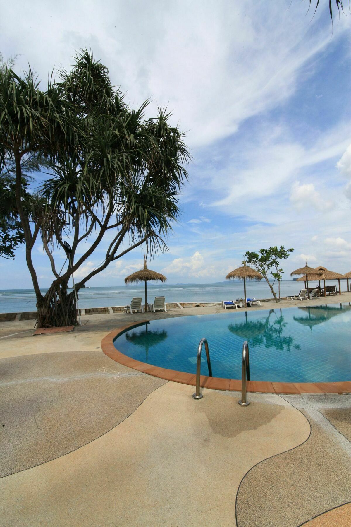 Salatan Resort Koh Lanta Exterior photo